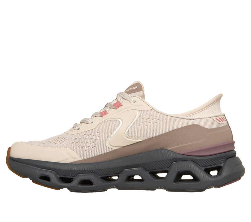 ZAPATILLA SKECHERS GLIDE - STEP ALTUS